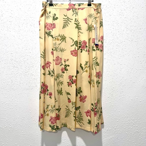 Alfred Dunner Pink and Red Midi A-Line Skirt 16 - Picture 6 of 6